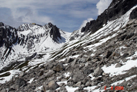 Steiniger Boden in den Alpen